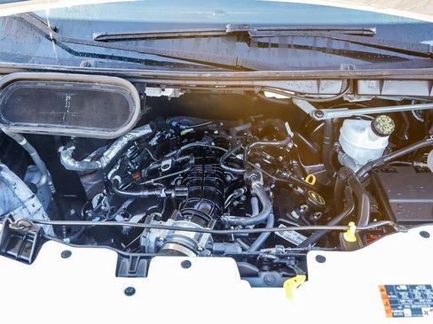 Used 2023 Ford Transit 350 XLT image 27