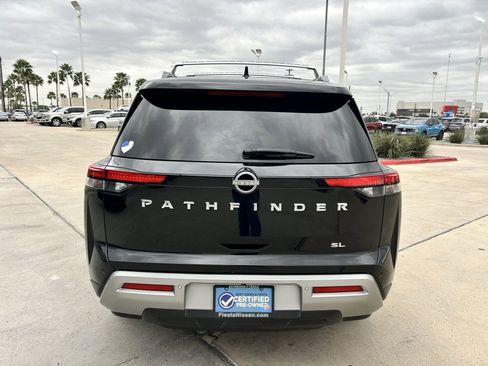 Certified 2023 Nissan Pathfinder SL image 6