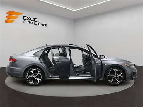 Used 2021 Volkswagen Passat 2.0T R-Line image 51