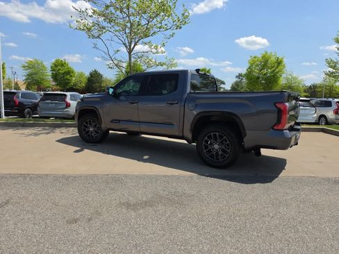 Used 2023 Toyota Tundra Platinum AWD/4WD image 4