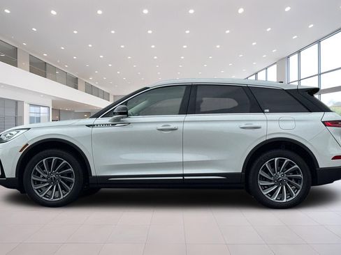 Certified 2023 Lincoln Corsair Reserve w/ Equipment Group 201A AWD/4WD image 7