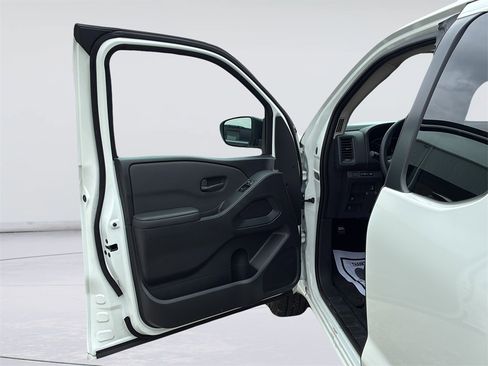 Used 2024 Nissan Frontier S w/ S Utility Package image 36