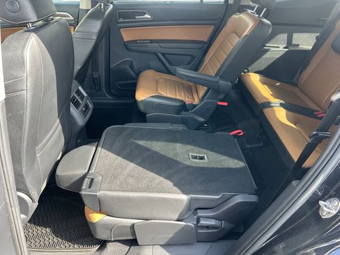Used 2019 Volkswagen Atlas SEL Premium AWD/4WD image 12