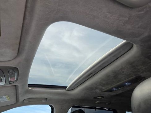 Used 2024 Kia Telluride SX Prestige w/ Towing Package image 13