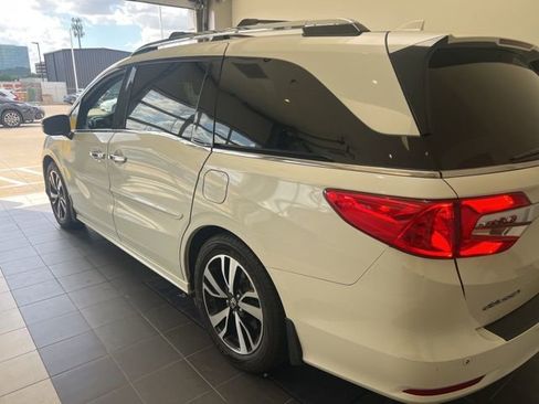 Used 2018 Honda Odyssey Elite image 9