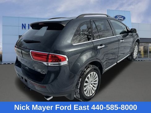 Used 2013 Lincoln MKX AWD w/ Class II Trailer Tow Pkg image 7
