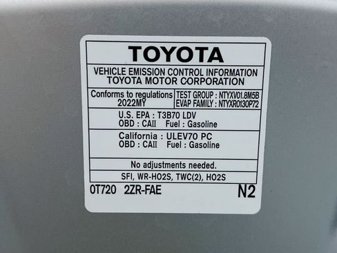 Used 2022 Toyota Corolla LE FWD image 20