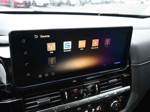 New 2026 Nissan Pathfinder SV image 31