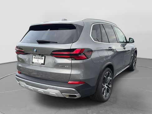Used 2024 BMW X5 xDrive40i w/ Premium Package AWD/4WD image 6