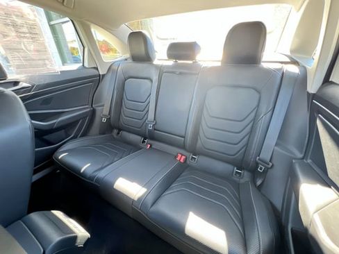 Certified 2021 Volkswagen Jetta SEL Premium image 22