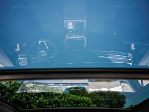 New 2026 Audi Q7 3.0T Premium Plus AWD/4WD image 11