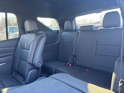 New 2026 Chevrolet Traverse RS w/ LPO, Floor Liner Package image 12