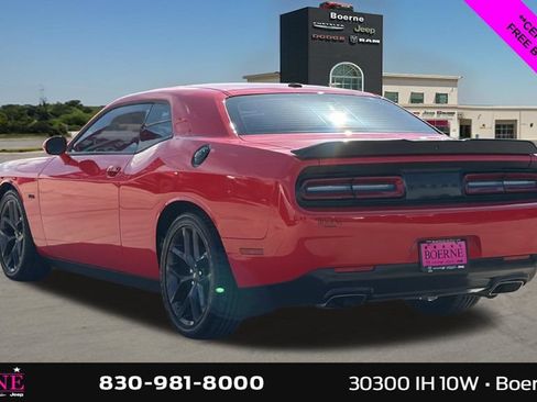 Used 2023 Dodge Challenger R/T w/ Blacktop Package RWD image 5