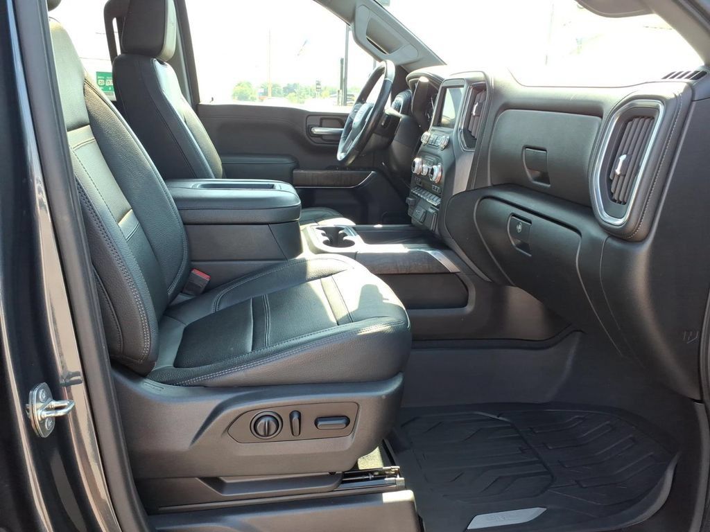 Used 2020 GMC Sierra 1500 Denali w/ Denali Ultimate Package AWD/4WD image 12