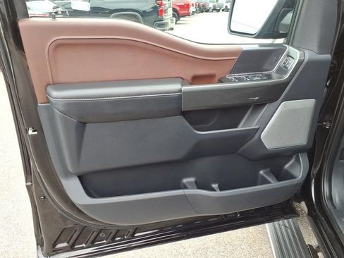 Used 2023 Ford F150 Lariat w/ Equipment Group 502A High AWD/4WD image 23
