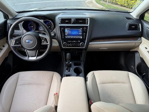 Used 2018 Subaru Outback 3.6R Limited AWD/4WD image 23