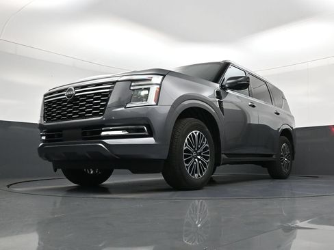 New 2026 Nissan Armada SL w/ Captain's Chari Seat Package AWD/4WD image 17