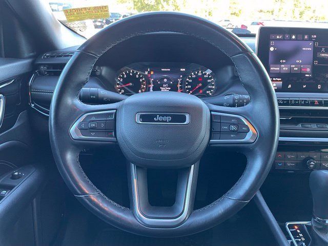 Used 2022 Jeep Compass Latitude w/ Convenience Group AWD/4WD image 14