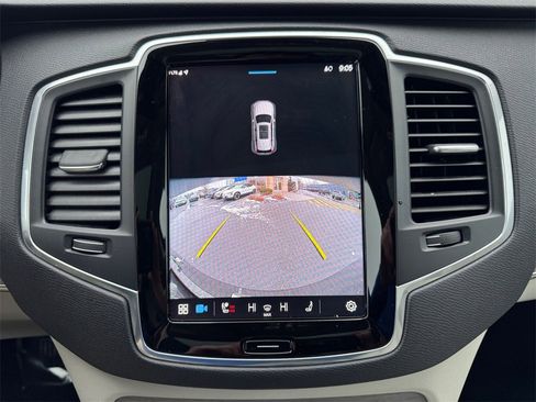 Certified 2023 Volvo XC90 B6 Core w/ Climate Package image 15