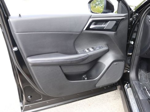 New 2026 Mitsubishi Outlander LE AWD/4WD image 6