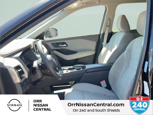 Used 2023 Nissan Rogue SV AWD/4WD image 17
