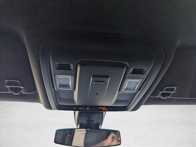 Used 2022 GMC Yukon XL SLE AWD/4WD image 21