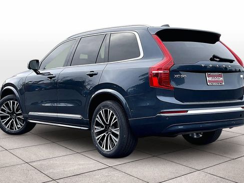 Used 2024 Volvo XC90 T8 Plus w/ Protection Package Premier image 15