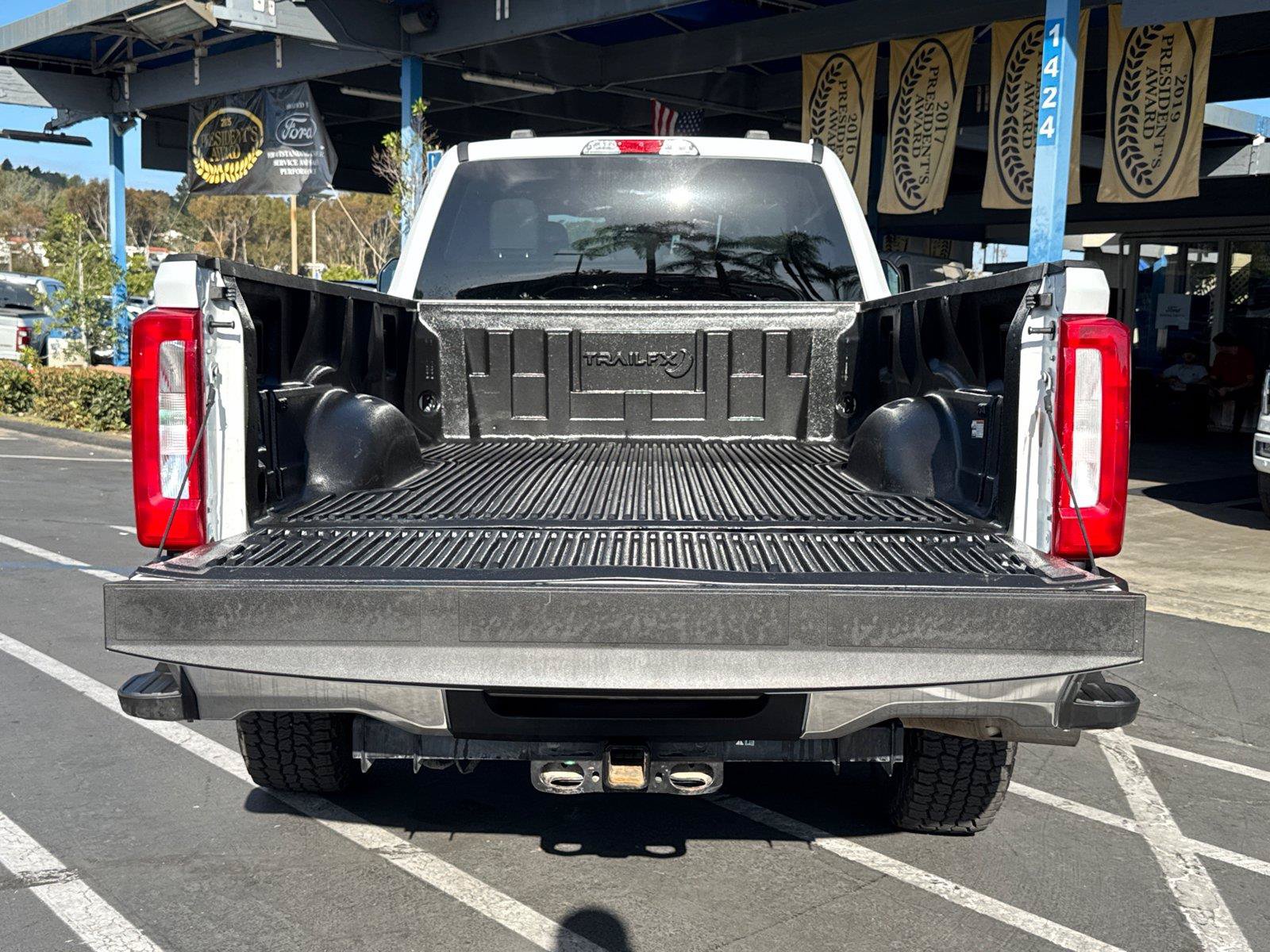 Certified 2025 Ford F250 XLT AWD/4WD image 12