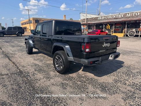 Used 2023 Jeep Gladiator Overland AWD/4WD image 8