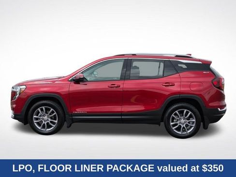 Used 2024 GMC Terrain SLT w/ Infotainment Package II AWD/4WD image 8