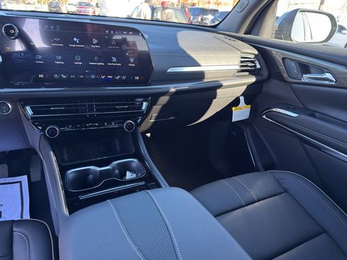 New 2026 Chevrolet Traverse High Country image 27