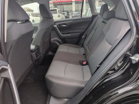 Certified 2025 Toyota RAV4 XLE AWD/4WD image 25