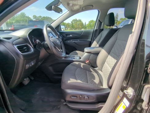 Used 2020 Chevrolet Equinox LT AWD/4WD image 16