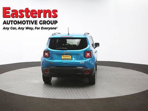 Used 2022 Jeep Renegade Latitude w/ Convenience Group AWD/4WD image 38