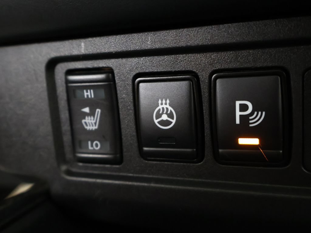 Used 2022 Nissan Frontier PRO-4X w/ Pro-4X Premium Package AWD/4WD image 54