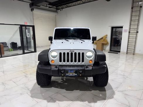 Used 2015 Jeep Wrangler Unlimited Sport w/ Quick Order Package 24S AWD/4WD image 2