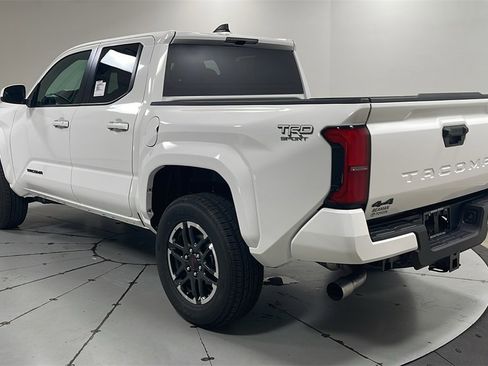 New 2025 Toyota Tacoma TRD Sport image 7