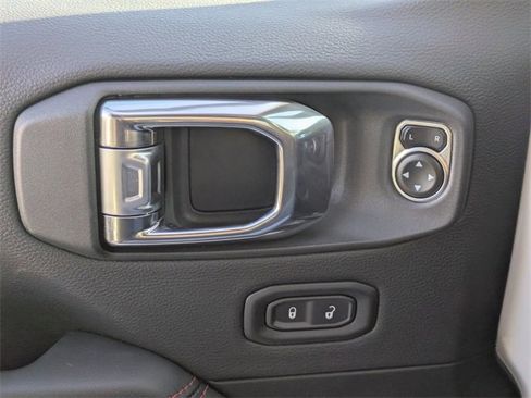 New 2026 Jeep Wrangler Unlimited Rubicon w/ Safety Group image 21