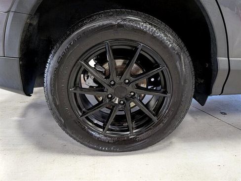 Used 2017 Toyota RAV4 LE image 13
