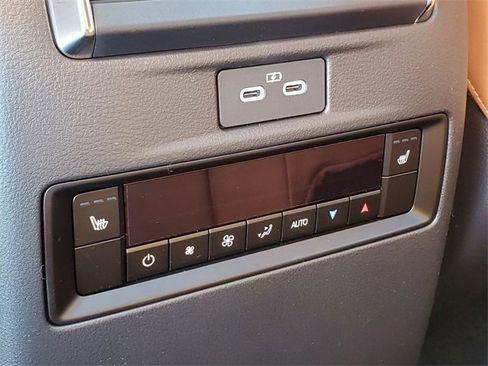 Used 2025 MAZDA CX-70 3.3 Turbo S w/ Premium Plus image 14