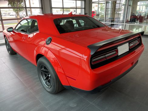 Used 2023 Dodge Challenger SRT Hellcat Redeye RWD image 8