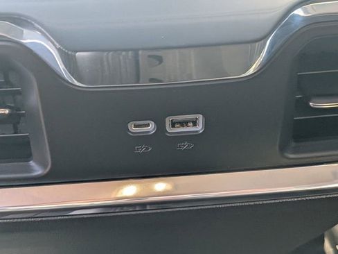 Used 2023 GMC Sierra 1500 SLT w/ SLT Premium Package image 14