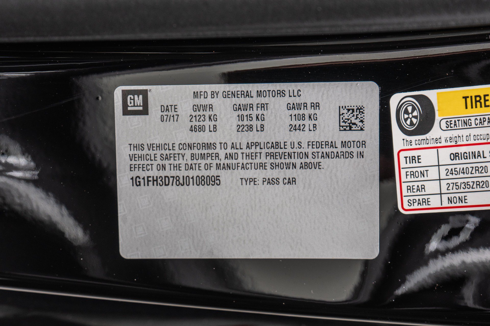Used 2018 Chevrolet Camaro SS RWD image 20