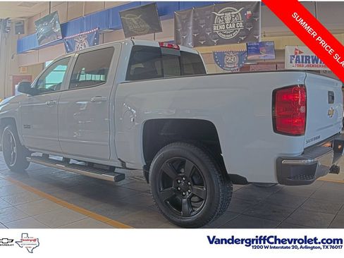 Used 2017 Chevrolet Silverado 1500 LT w/ Texas Edition RWD image 3