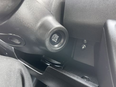 New 2025 RAM ProMaster 2500 w/ Convenience Group image 27