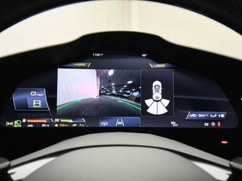 Used 2025 Ferrari SF90 Spider image 45