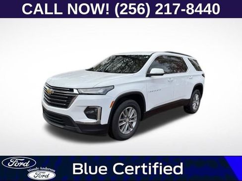 Used 2022 Chevrolet Traverse LT image 1