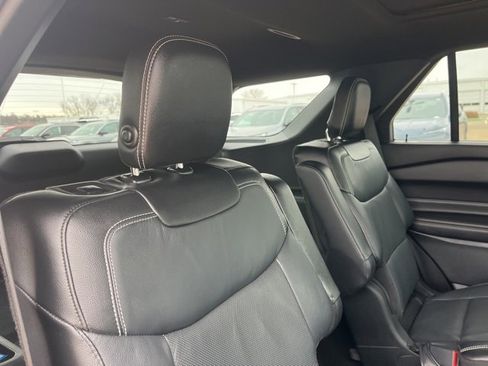 Used 2020 Ford Explorer ST image 53