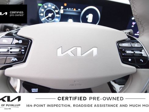 Certified 2023 Kia Niro Wave w/ Wave Preserve Package image 27