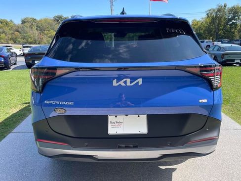 New 2026 Kia Sportage EX w/ EX Panorama Roof Package AWD/4WD image 6
